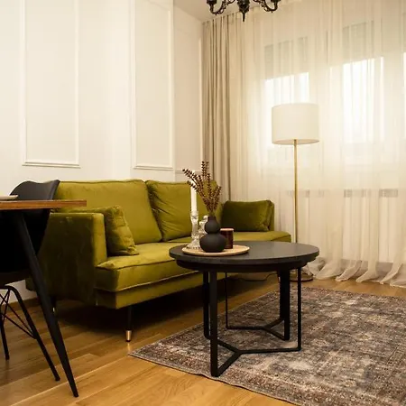 Apartman Room21 Free Garage