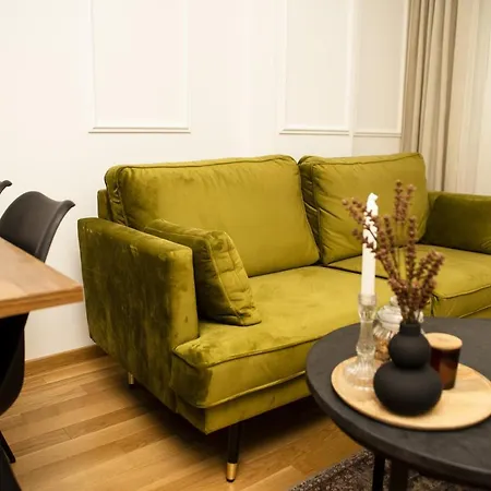 Apartment Room21 Free Garage Novi Sad